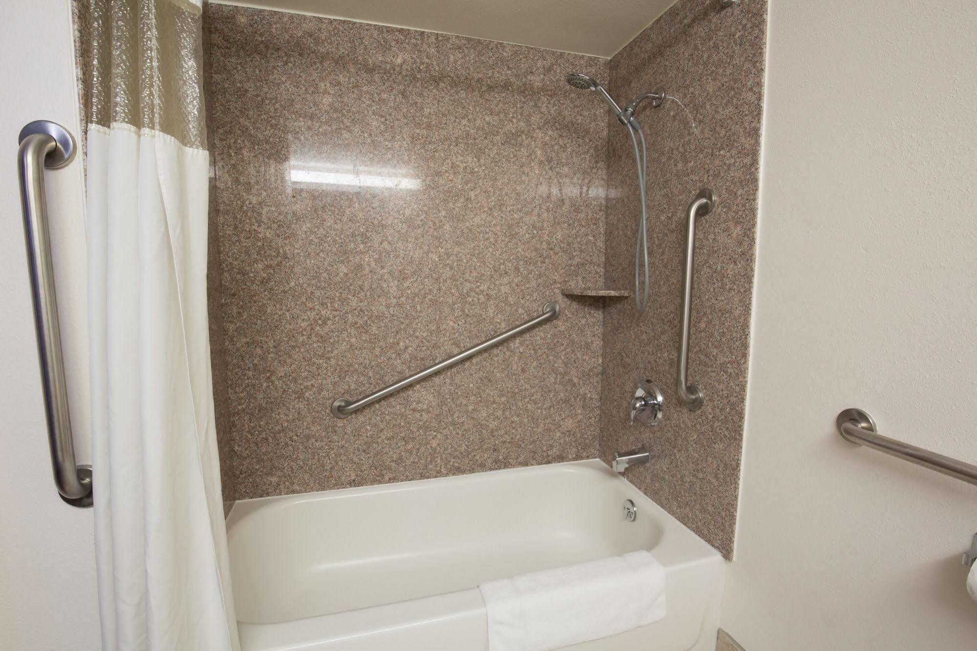 Ramada By Wyndham Medford Hotel & Conference Center Kültér fotó